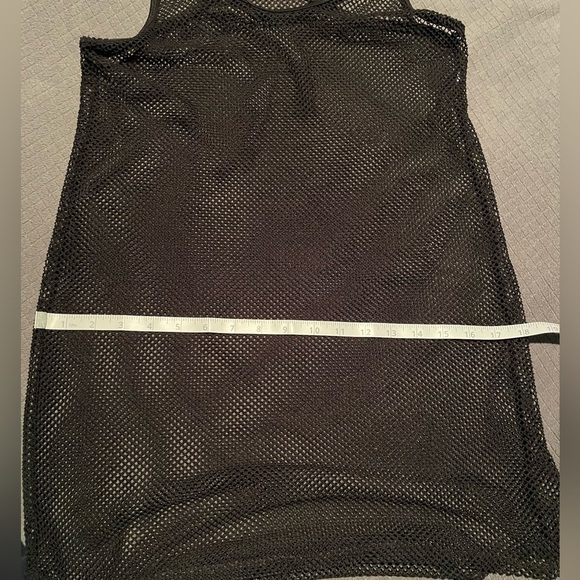 Black Mesh Cover-Up Size Medium/Large - Picture 5 of 10